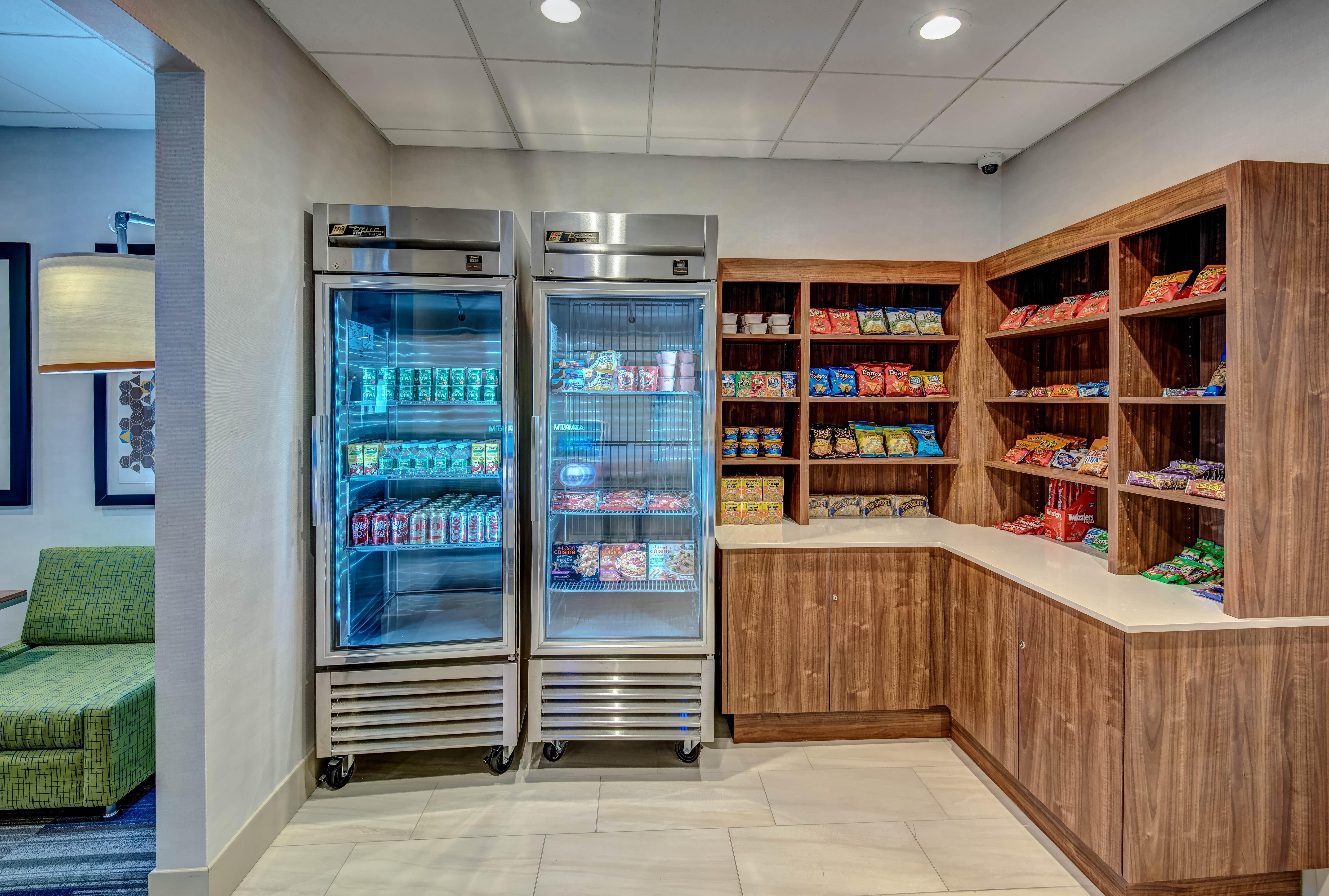 Holiday Inn Express Woodbridge By Ihg Avenel Buitenkant foto